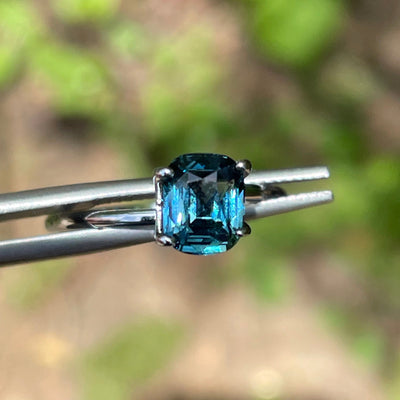 Teal Sapphire  1.54 Ct