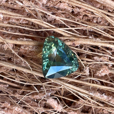 Green Sapphire  2.15 Ct