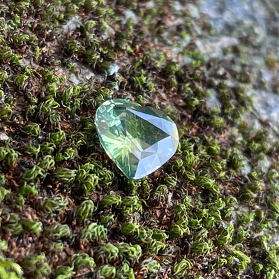 Green Sapphire  1.40 Ct