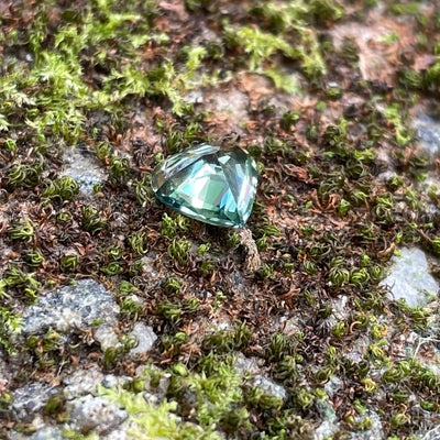 Green Sapphire 1.0 Ct