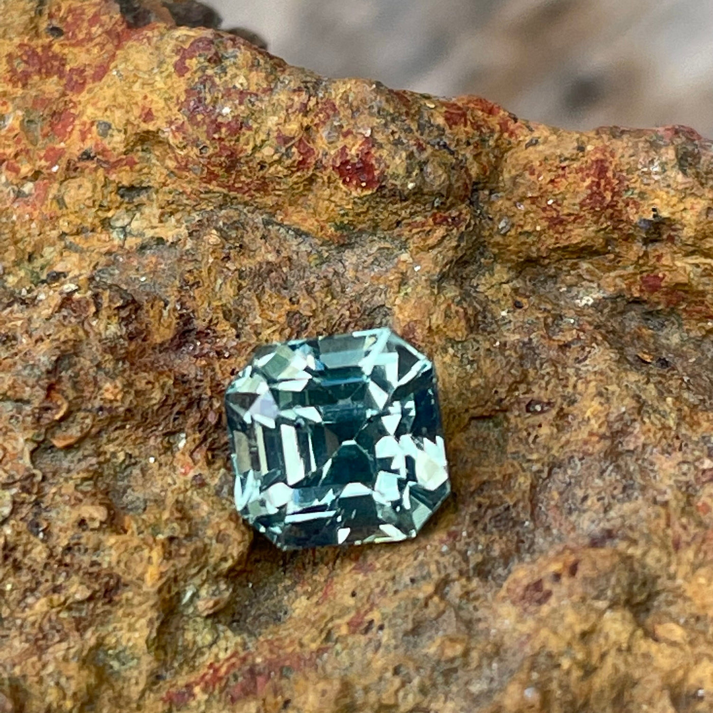 Green Sapphire 1.10 Ct