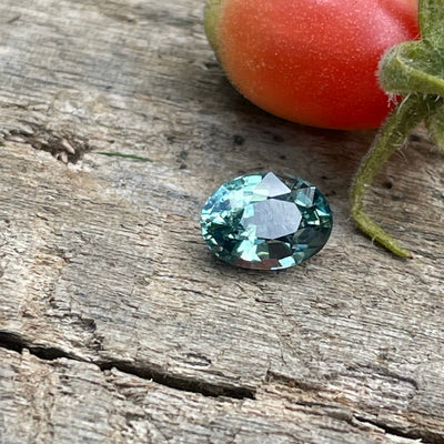 Green Sapphire 0.98 Ct