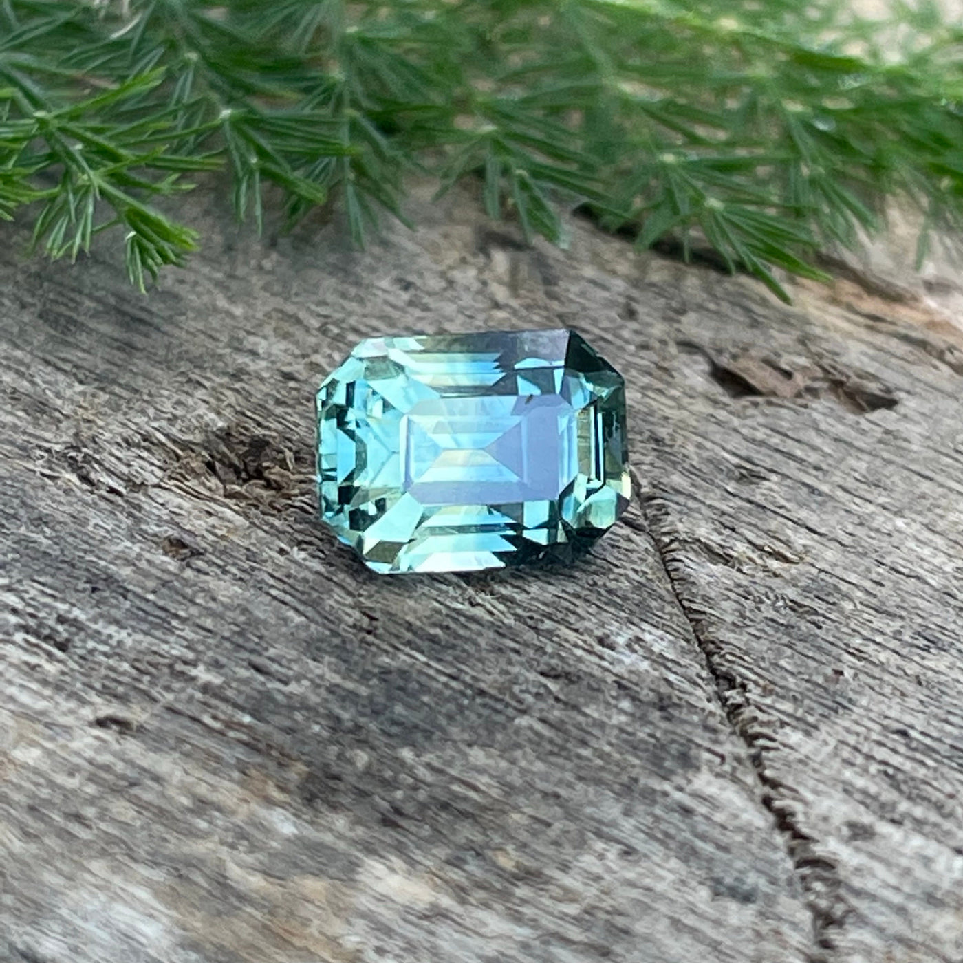 Parti Sapphire  1.15 Ct