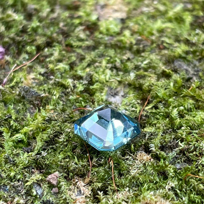 Teal Sapphire  1.25 Ct