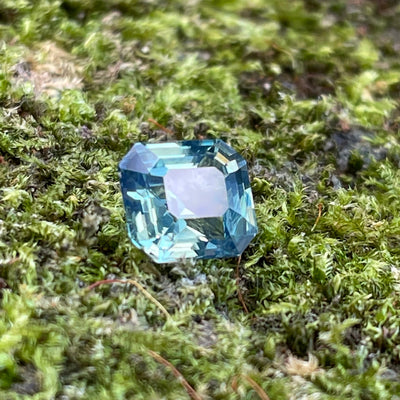 Teal Sapphire  1.25 Ct