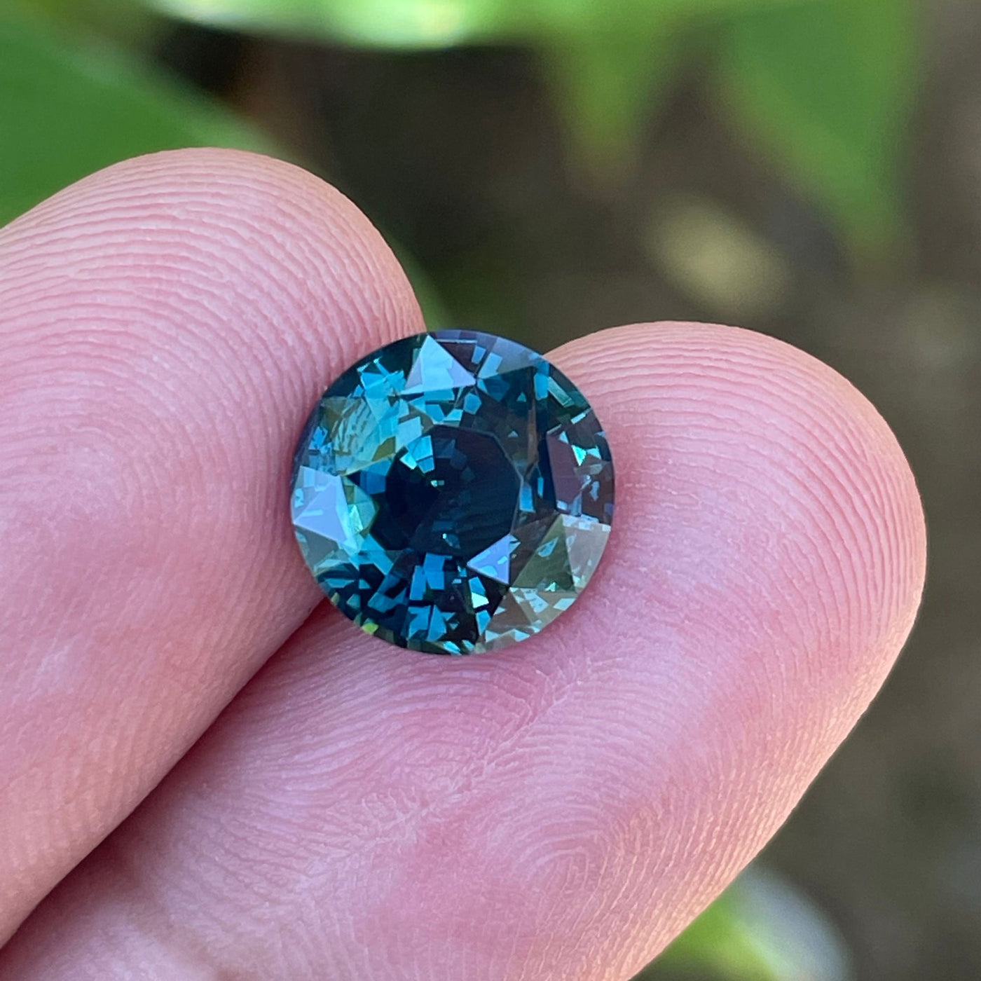 Teal Sapphire  3.52 Ct