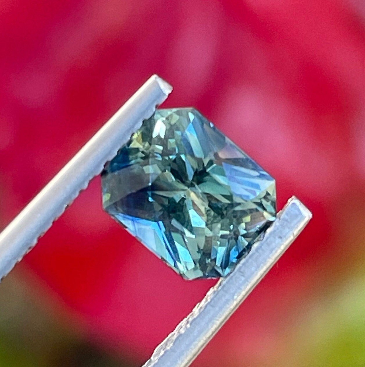 Teal Sapphire 1.25 Ct