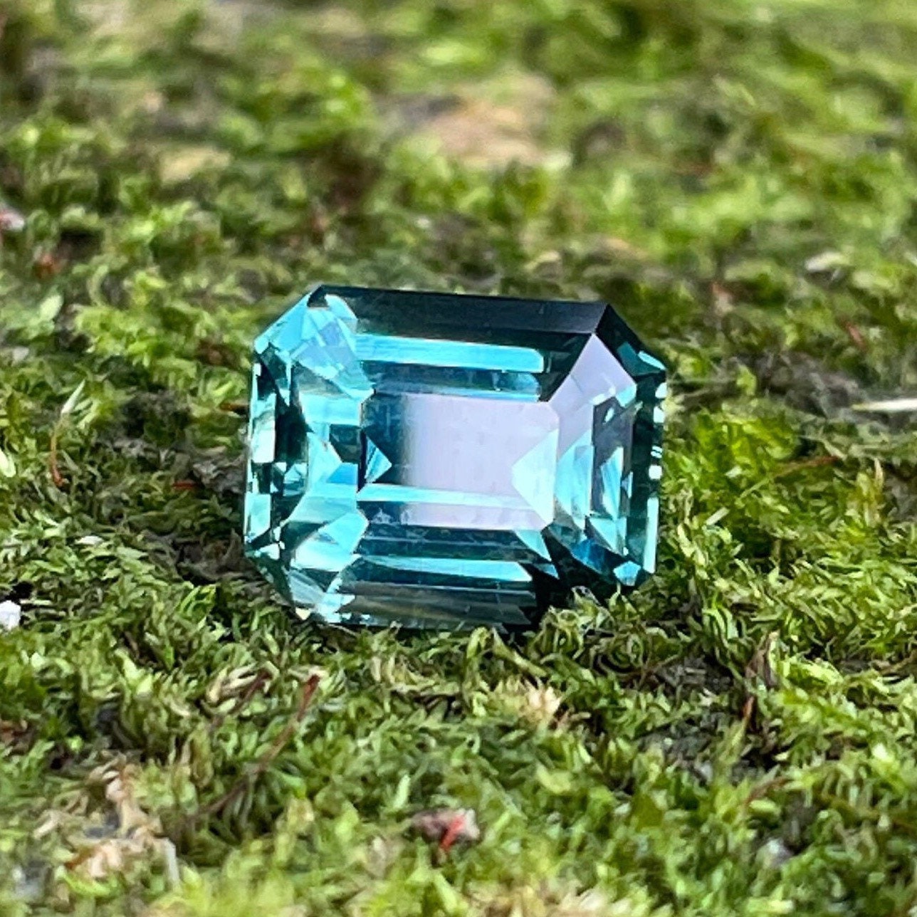 Teal Sapphire l 3.23 Ct l Emerald l 8.8x6.6x5.1 l Madagascar l Loupe Clean l Sapphire Engagement Ring l Natural Sapphires