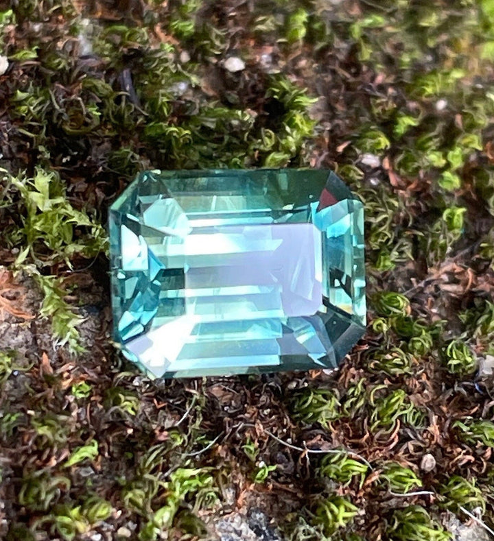 BiColor Sapphire 3.09 Ct