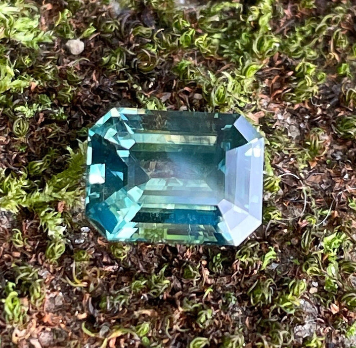 BiColor Sapphire 3.09 Ct