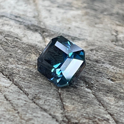 Teal Sapphire  1.05 Ct