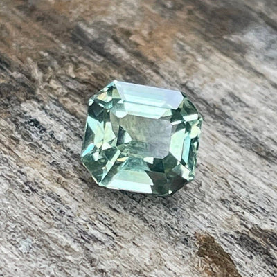 Green Sapphire 1.06 Ct