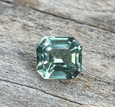 Green Sapphire 1.06 Ct