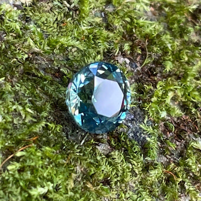 Teal Sapphire  1.52 Ct
