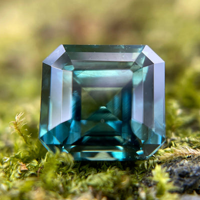 Teal Sapphire  2.04 Ct