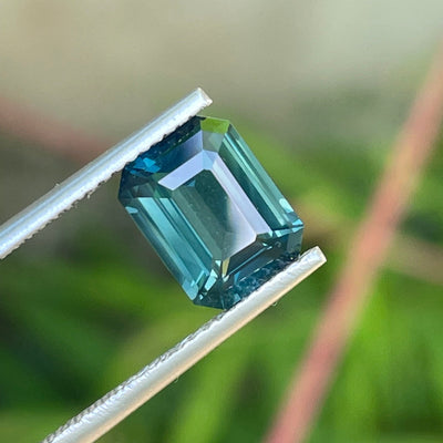 Teal Sapphire  3.05 Ct