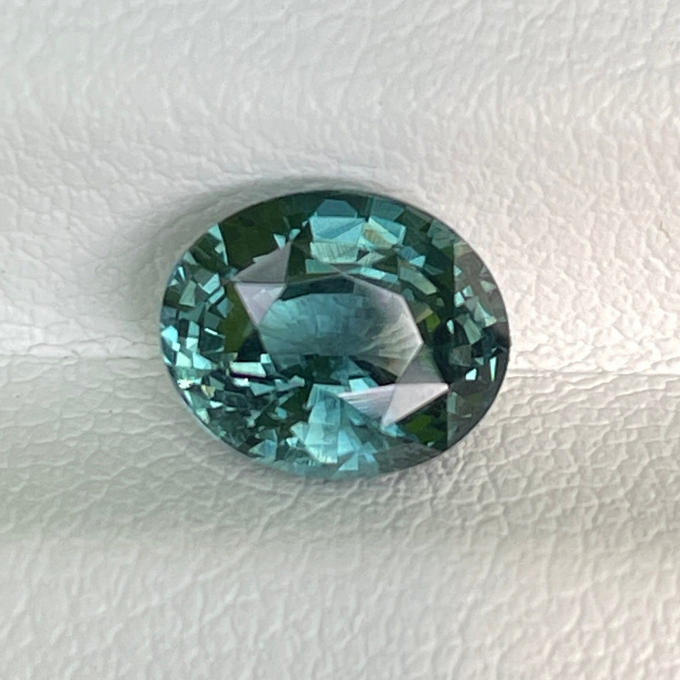 Green Sapphire 2.5 Ct