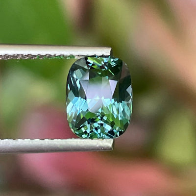 Teal Sapphire   2.05 Ct