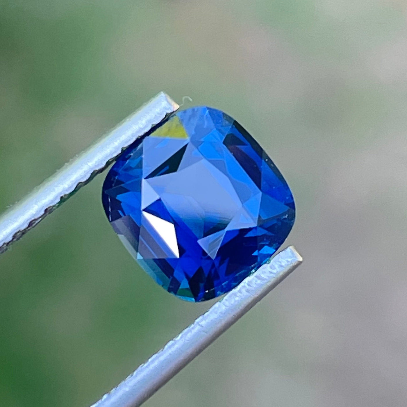 Blue Sapphire 2.59 Ct