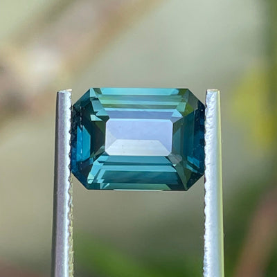 Teal Sapphire  3.05 Ct