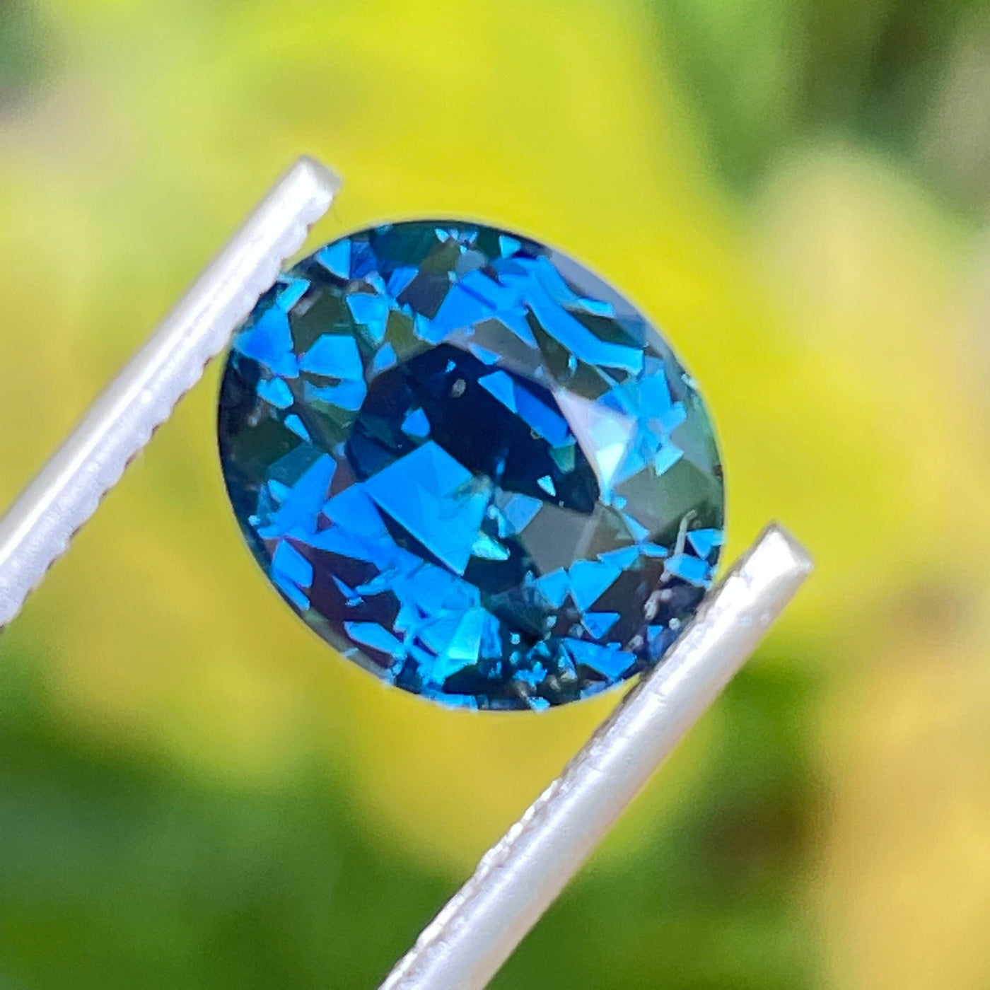 Blue Sapphire   3.55Ct