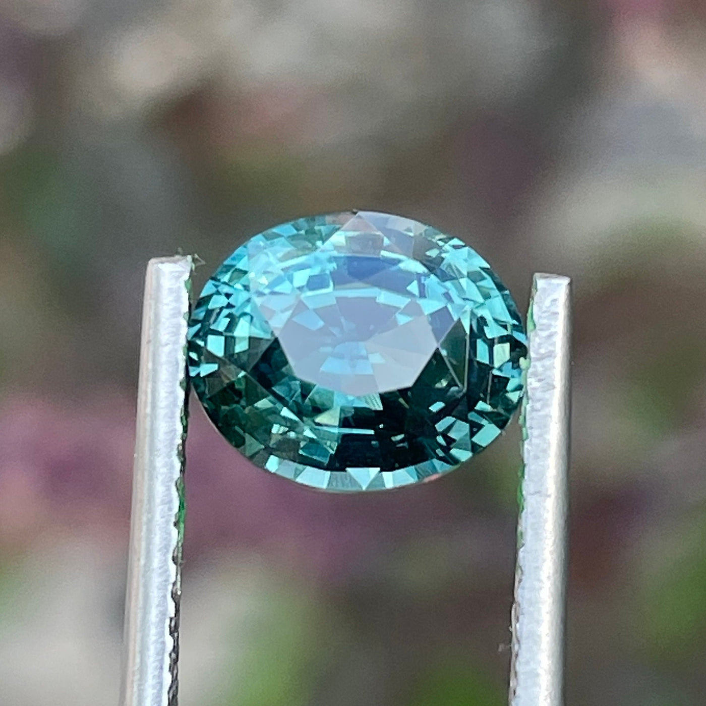 Green Sapphire 2.5 Ct