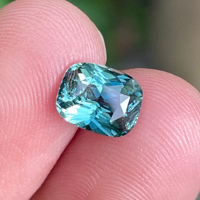 Teal Sapphire   2.05 Ct