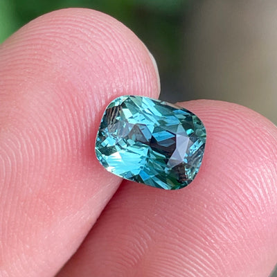 Teal Sapphire   2.05 Ct
