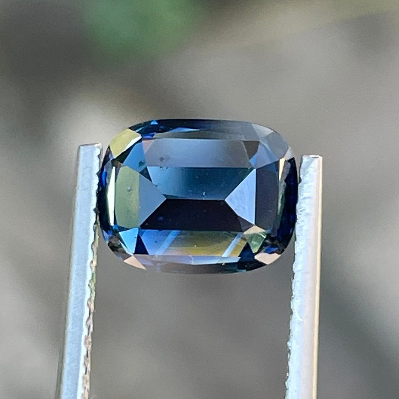 Blue Sapphire  3.10 Ct