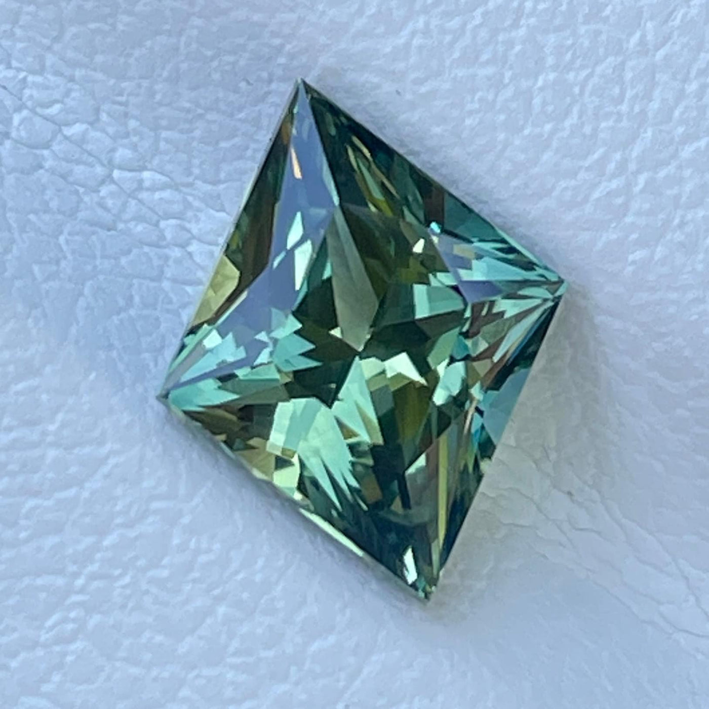 Parti Sapphire 2.08 Ct