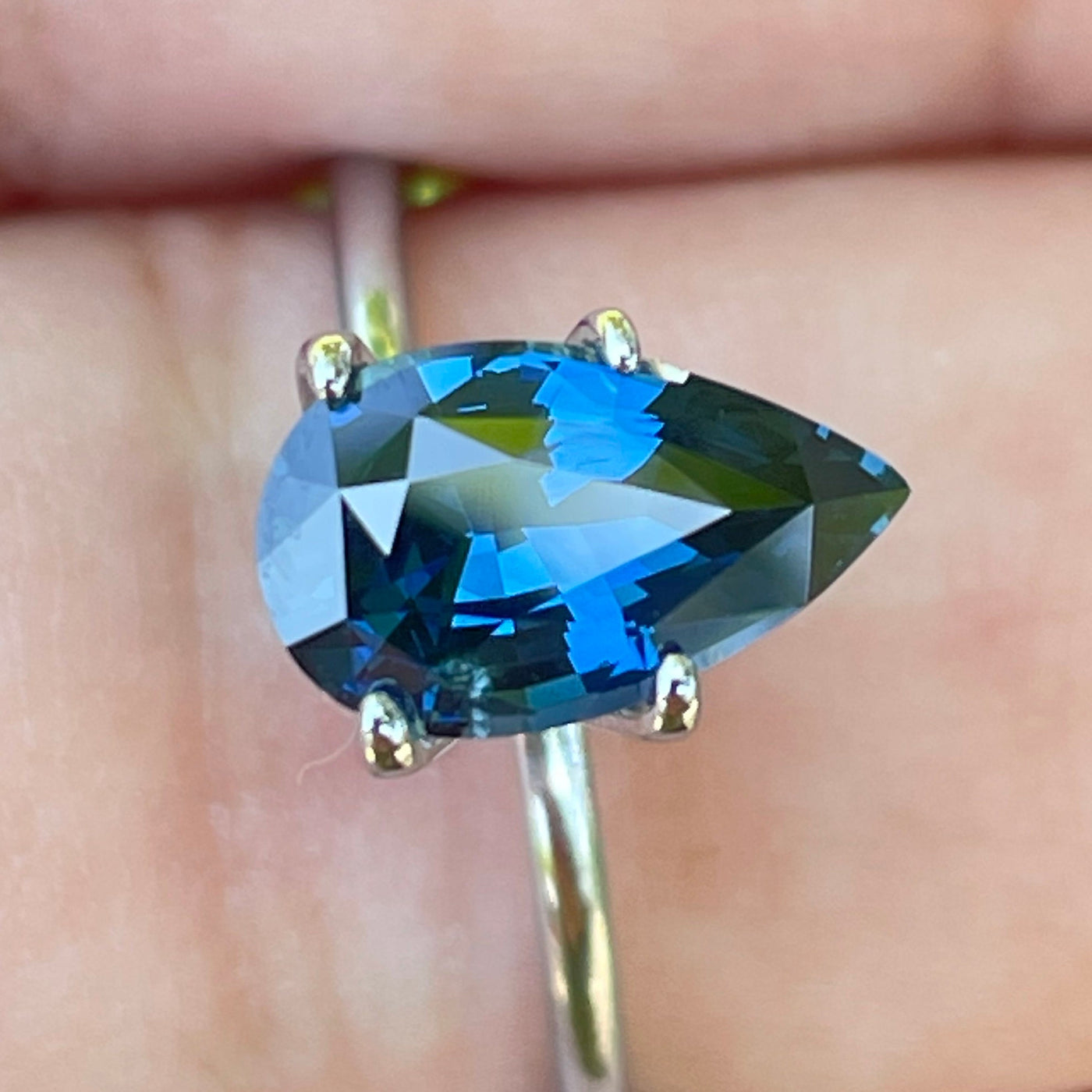 Blue Sapphire  2.02 Ct