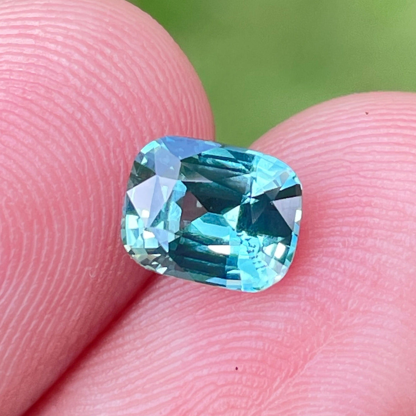 Teal Sapphire 1.60 Ct