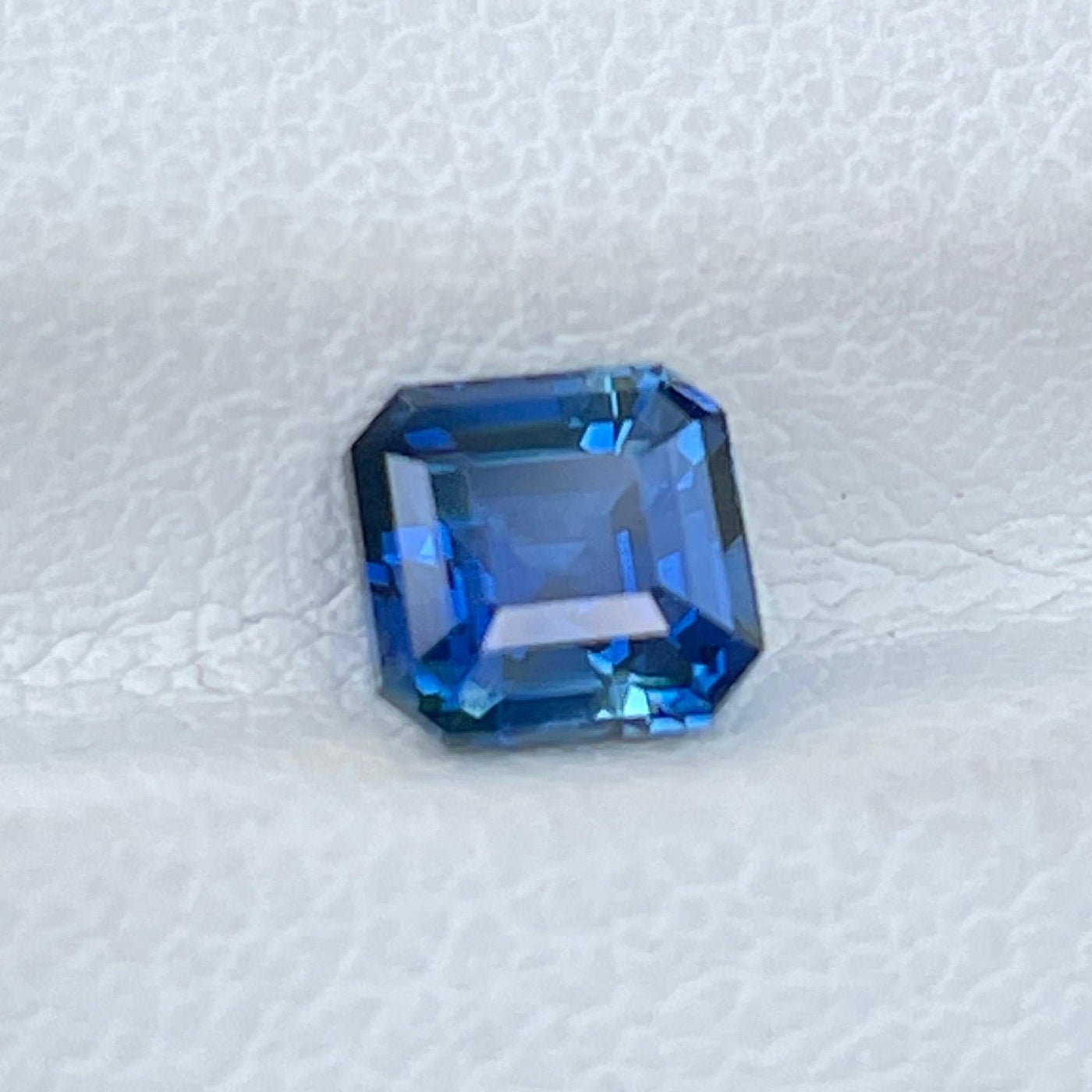 Blue Sapphire 1.01 Ct