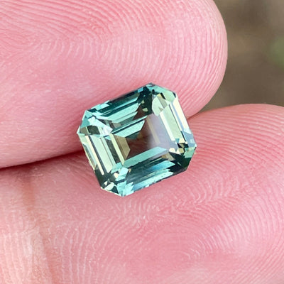 BICOLOR SAPPHIRE 3.0 CT