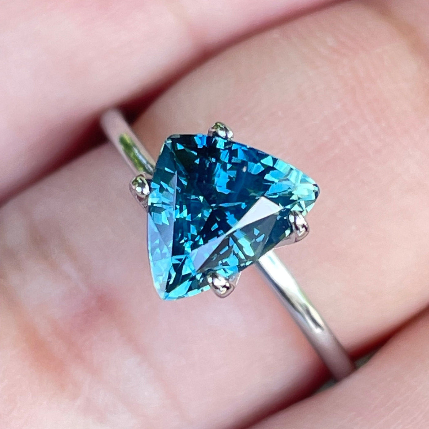 Teal Sapphire l 2.08 Ct l 8.80x7.00x4.96mm l Trillion l Unheated l Madagascar l Fine Sapphire For Bespoke Engagement Ring l Engagement Ring