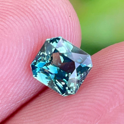 Teal Sapphire  1.58 Ct