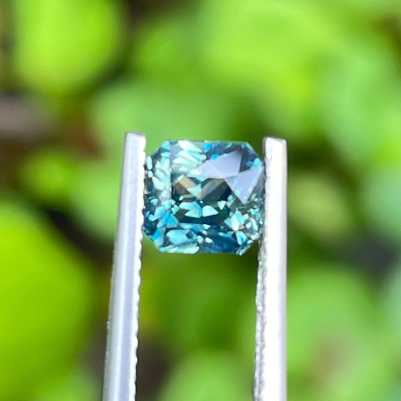 Teal Sapphire  1.58 Ct